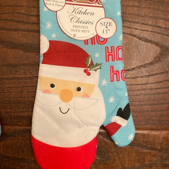 Santa Claus Kitchen Towels, Santa Claus Pot Holders & Santa Claus Oven Mitts Set - Picture 12 of 16